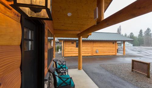 Cabin with Porches