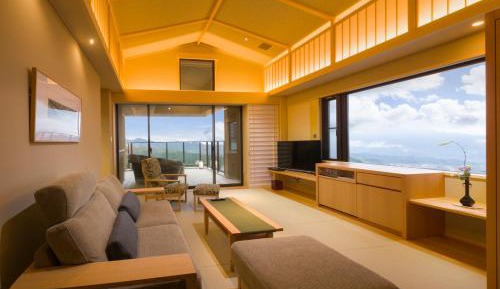 Luxury Room with Tatami Area and Open-Air Bath - Top Floor