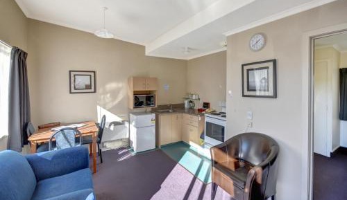 One-Bedroom Apartment with Wheelchair Access 