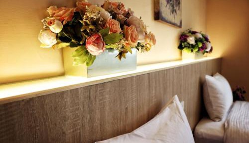 Twin Room with Bathroom