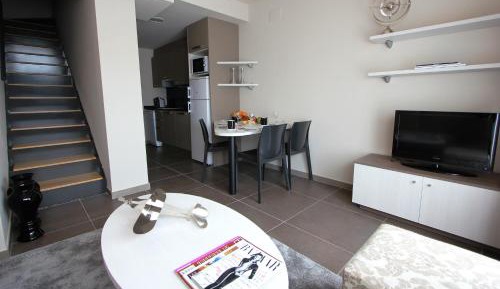 One-Bedroom Apartment (2-4 Adults) 