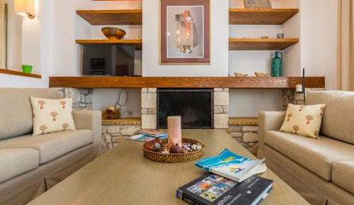 Two-Bedroom Apartment with Sea View