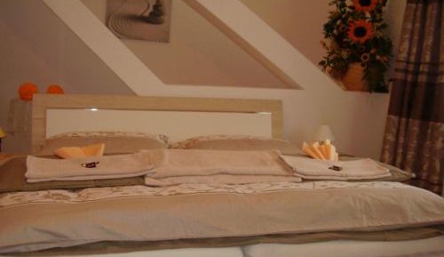 Large Double Room with Balcony