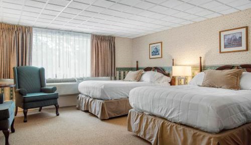 Queen Room with Two Queen Beds