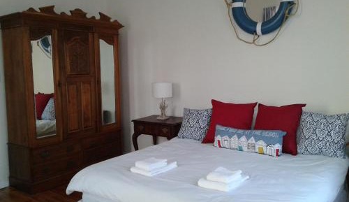 Studio Apartment with Sea View