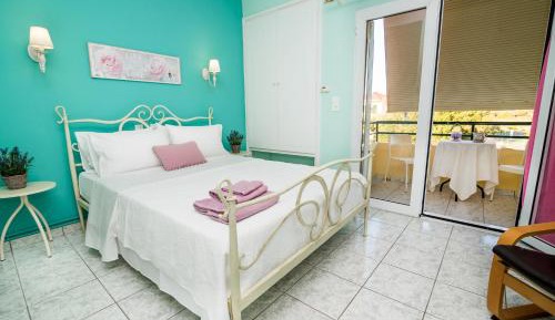 Studio Double or Twin Room with View
