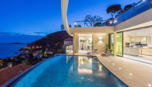 Deluxe Villa
