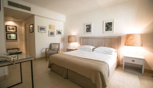 Suite with Private Pool
