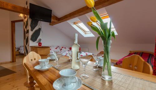 Deluxe Double Room (2 Adults + 1 Child)