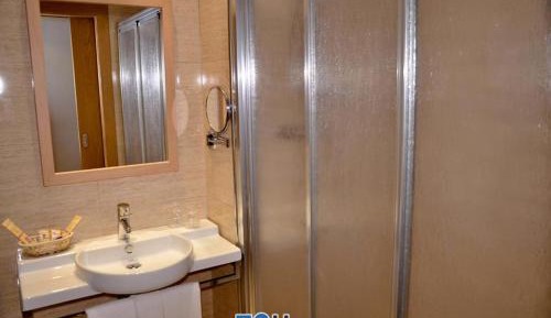 Business Single Room