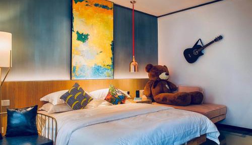 Deluxe Double Room with Bathtub