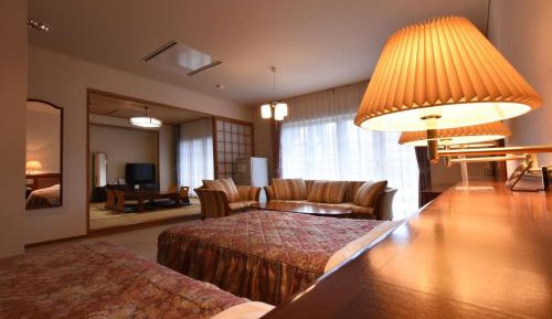 Room with Tatami Area - Smoking