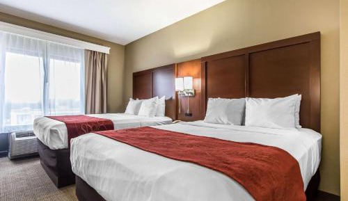 Queen Suite with Two Queen Beds - Non-Smoking