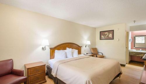 King Room - Non-Smoking