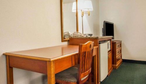 Double Room - Non-Smoking 