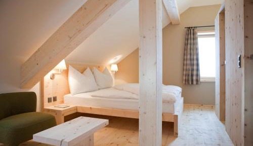 Deluxe Double Room with Valley View