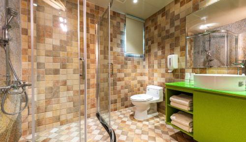 Deluxe Family Suite