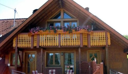 Apartment with Mountain View