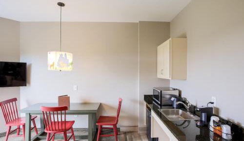 Two-Bedroom Suite