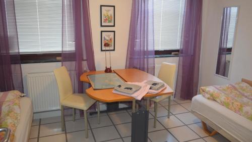 Double Room with Shared Toilet
