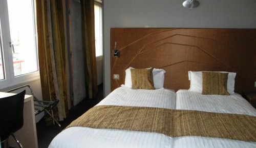 Superior Twin Room with Hydro Shower