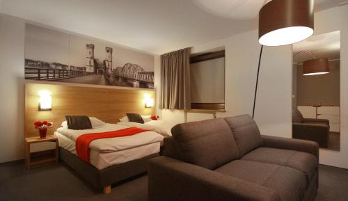 Deluxe Double or Twin Room