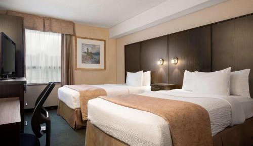 Queen Room with Two Queen Beds - Non-Smoking