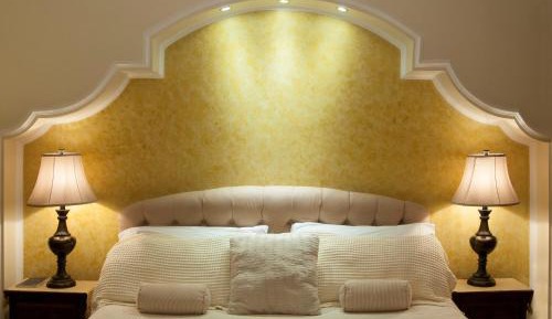 Suite with Mountain View