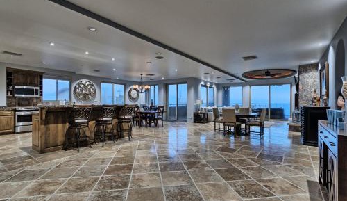 Penthouse Apartment