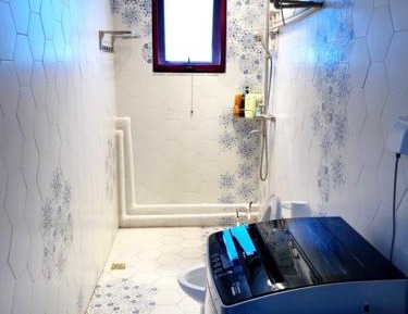 Double Room with Shared Toilet