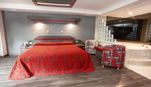 Double Room with Spa Bath
