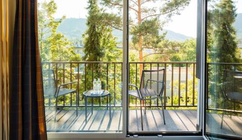 Classic Single Room with Balcony