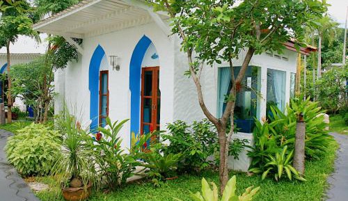 Villa - Beach Front