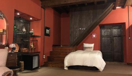 Junior Suite with Mountain View