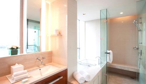 Regency King Suite
