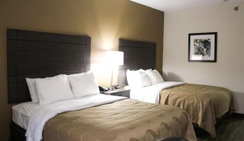 Queen Room with Two Queen Beds - Non-Smoking