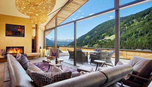 Superior Chalet