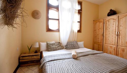 Double or Twin Room with Private Bathroom