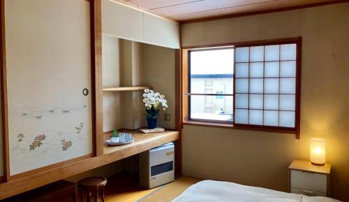 Double or Twin Room with Shared Bathroom
