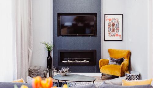 Deluxe One-Bedroom Suite | King-size bed | A/C