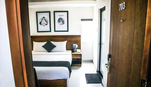 Deluxe Cozy Room - High Floor