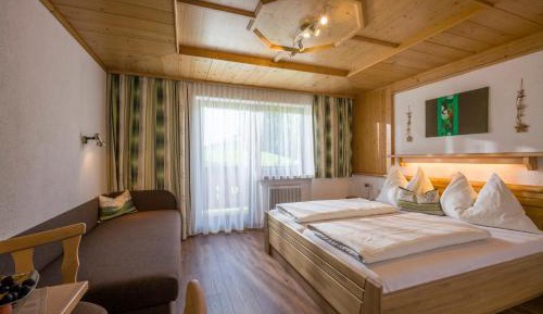 Triple Room with Balcony
