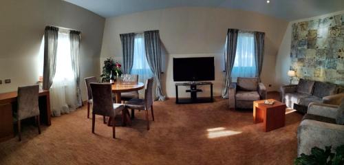 Presidential Suite