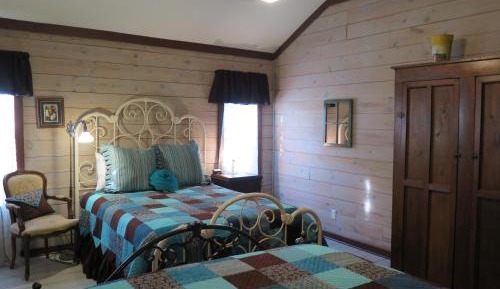 Superior Queen Room with Two Queen Beds