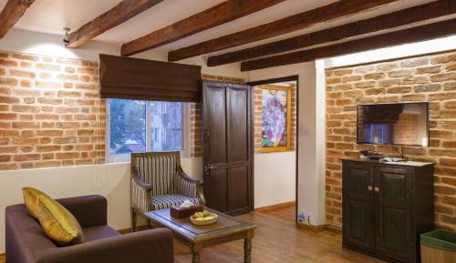 Queen Suite