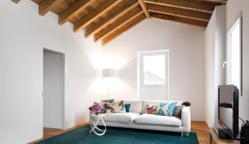 Two-Bedroom Apartment (5 Adults)