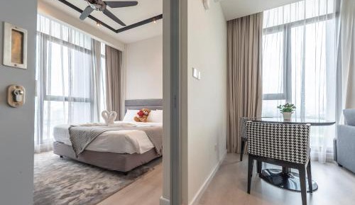 Quad Apartment with 180 Degree KLCC View