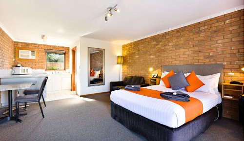 Two-Bedroom Suite