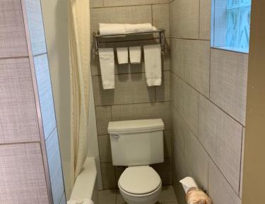 King Room - Non-Smoking