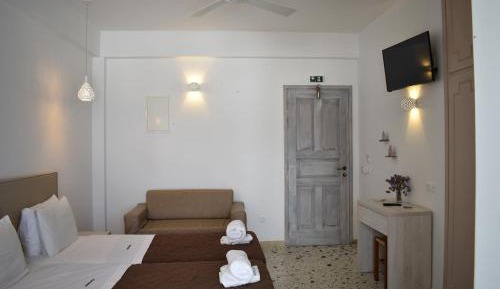 Deluxe Double Room with Balcony and Sea View